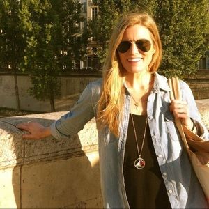 Meet your Posher, Stephanie